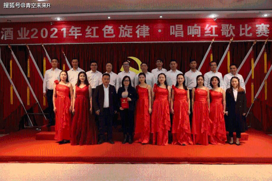胡可晒俩娃近照：安吉帅回来，小鱼儿呆萌，哥俩长在我审美点上了